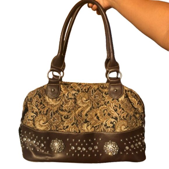 Rustic Couture medium maximalist  studs quilted handbag satchel bag - Picture 4 of 16